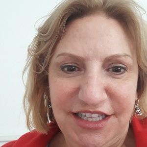 Meet your Posher, Adriana